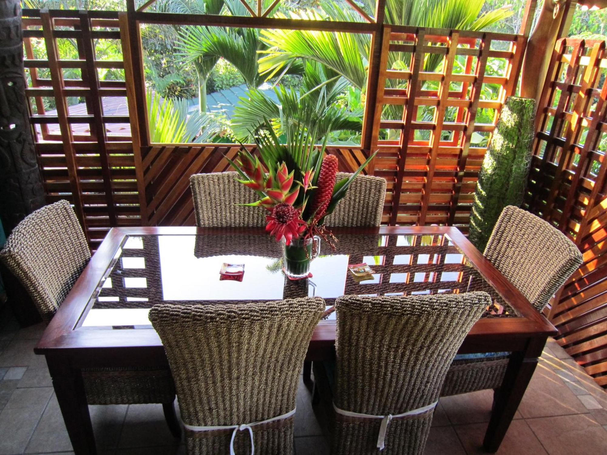 Physis Caribbean Bed & Breakfast Puerto Viejo de Talamanca Esterno foto