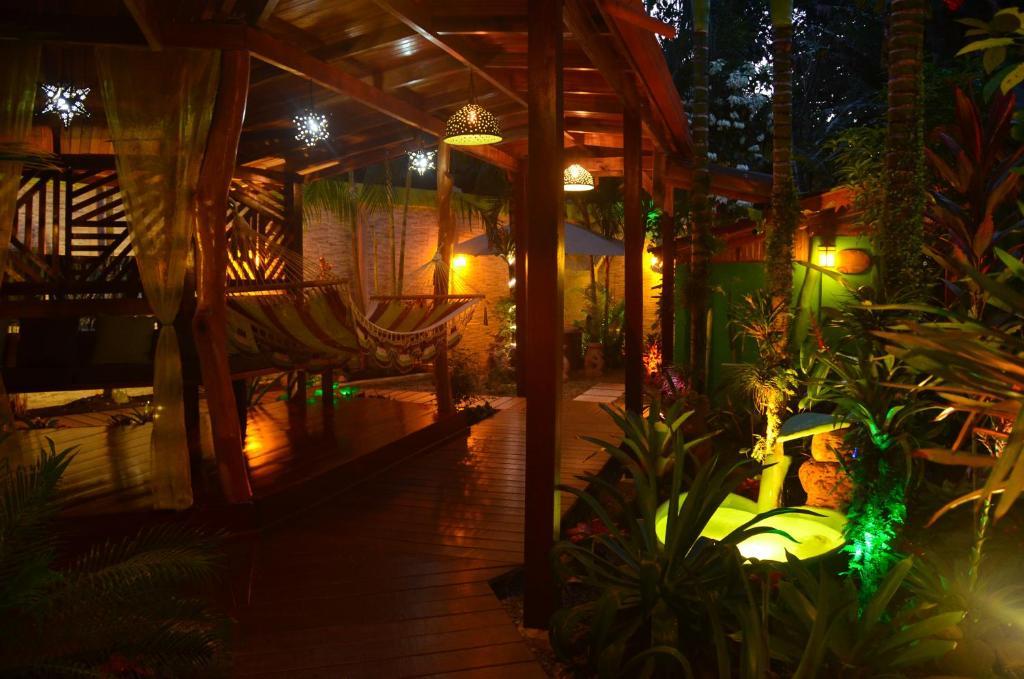 Physis Caribbean Bed & Breakfast Puerto Viejo de Talamanca Esterno foto